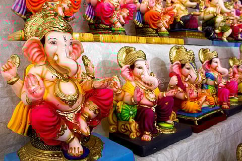 पिंपळे गुरव : बाजारात पर्यावरणपूरक गणेशमूर्ती दाखल