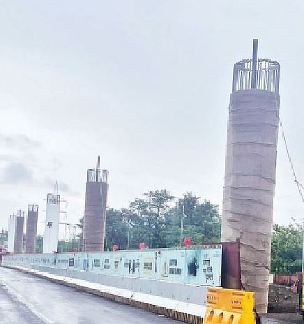 हिंजवडी-शिवाजीनगर मेट्रोसाठी 50 खांब