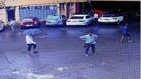 कोल्हापूर: भरदिवसा मोटार फोडून ७ तोळे दागिन्यांसह अडीच लाखांचा ऐवज लंपास