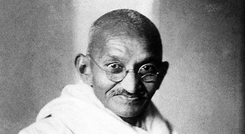 India @ 75 : “अविश्रांत श्रम करा, सत्तेपासून सावध रहा…” : स्वातंत्र्य दिनी महात्‍मा गांधींनी दिला हाेता विशेष संदेश