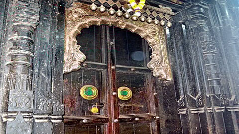 कोल्हापूर : अंबाबाई मूर्ती संवर्धनासाठी दर्शन बंद