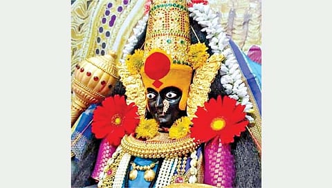 महाद्वार रोड नवरात्रौत्सवात वाहतुकीस खुला; गर्दी वाढल्यास काही काळ वाहतूक बंद