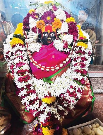 शिवकालीन अंबाबाई देवीचा नवरात्रोत्सव; धायरीत आजपासून विविध धार्मिक कार्यक्रम