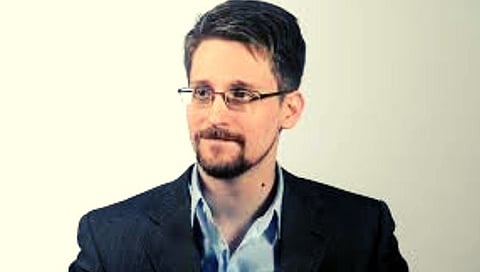 पुतीन यांनी माजी अमेरिकन सुरक्षा अधिकाऱ्याला दिले रशियन नागरिकत्व