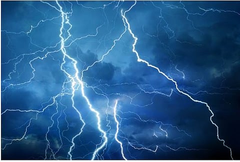 चंद्रपूर जिल्ह्यात विज पडून ६ जण ठार, ९ जखमी