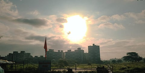 तळेगाव परिसरात लख्ख सुर्यदर्शन