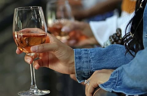 Alcohol Effects on the Brain : दारुचा पहिलाच ‘प्‍याला’ ठरु शकतो व्‍यसनाचे कारण!