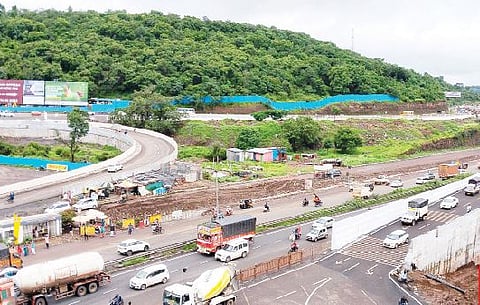 पुणे : जुना पूल बंद; नवा सुरू ! चांदणी चौक पुलावरील वाहतूक अचानक बंद केल्याने गोंधळ