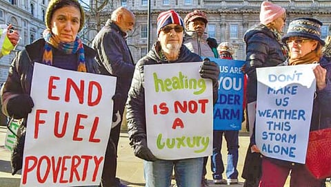 ब्रिटिशांना आता दोन वेळेचे जेवणही दुरापास्त!