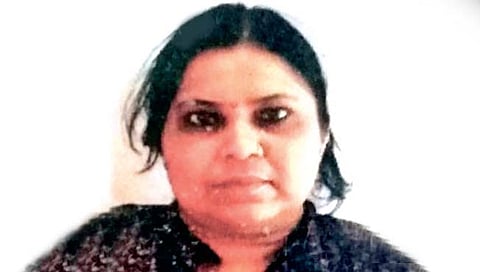 कोल्हापुरातील महिलेचा पाडळी खुर्दमध्ये खून