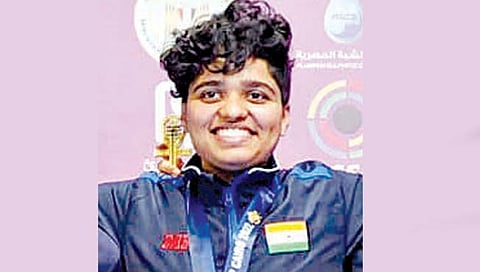 वर्ल्ड शूटिंग चॅम्पियनशिपमध्ये कोल्हापूरच्या अभिज्ञाला रौप्य