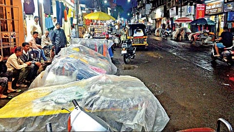 कोल्हापुरात पाच तास धुवाँधार