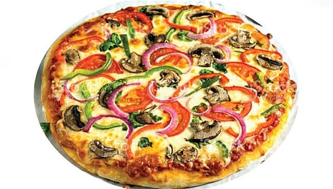 ‘या’ देशातील लोक चक्क परदेशातून मागवतात पिझ्झा!