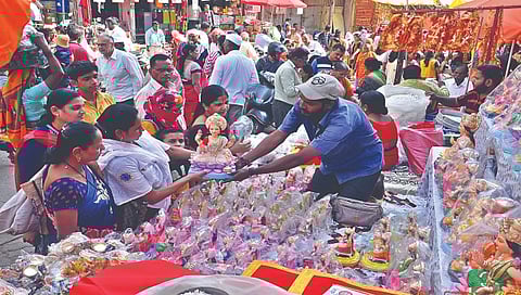 आज लक्ष्मीपूजन,www.pudhari.news