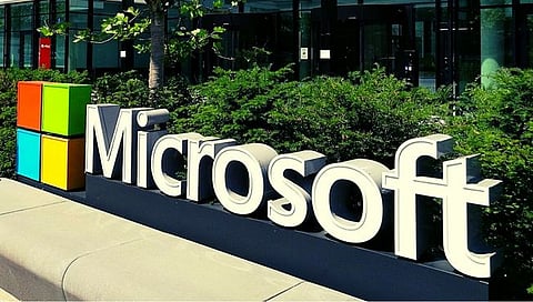 Microsoft : मायक्रोसॉफ्टमध्ये टाळेबंदी कायम: १ हजार कर्मचाऱ्यांची कपात