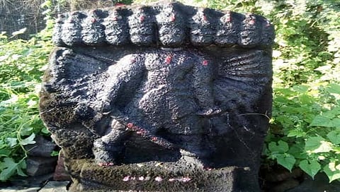 रावणाची पूजा   