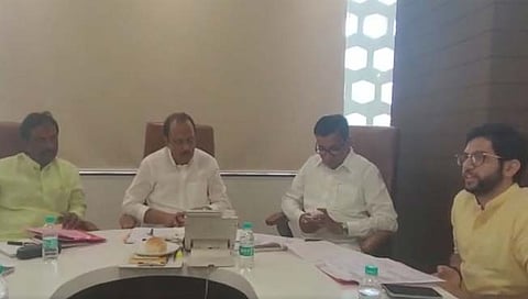 हिवाळी अधिवेशनाच्या पार्श्वभूमीवर विरोधी नेत्यांची महत्त्‍वपूर्ण बैठक