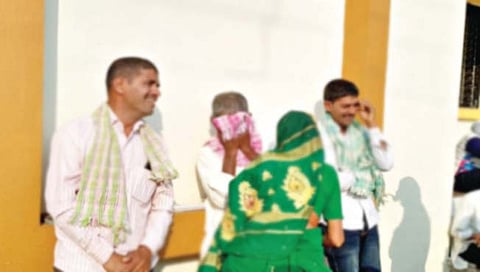 कोल्हापूर : वारीनेच दाखवली वाट अन्; सहा कुटुंबांचे आधार हरवले; घरची लक्ष्मीच गेल्‍याने नातेवाईक हताश