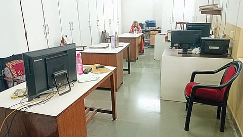 काही अधिकारी लेट, तर काही फिल्डवर; औंध-बाणेर क्षेत्रीय कार्यालय