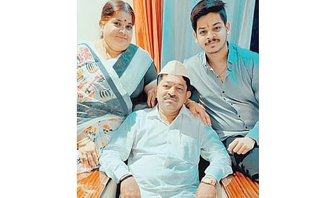 पुणे : फळविक्रेत्याचा मुलगा निघालाय जर्मनीला