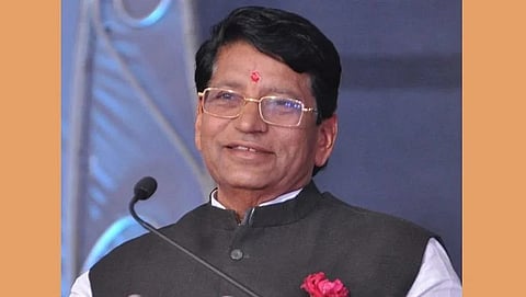 महाराष्ट्राचा विकास रोखण्याचे षडयंत्र, आमदार बबनराव पाचपुते यांचे ठाकरे पितापुत्रावर शरसंधान