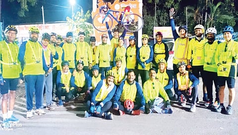 सिन्नर : नाशिक येथे बीआरएम सायकल स्पर्धेत सहभागी झालेले सिन्नरचे सायकलिस्ट.