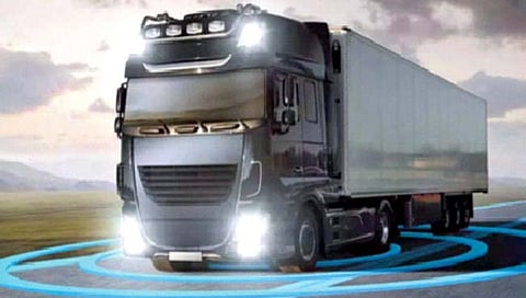 अठरा चाकांचा चालकरहित ट्रक