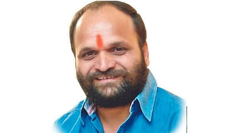 Nashik : शिंदे गटात गेलेल्या गद्दारांना भुईसपाट करू – विजय करंजकर यांचा इशारा