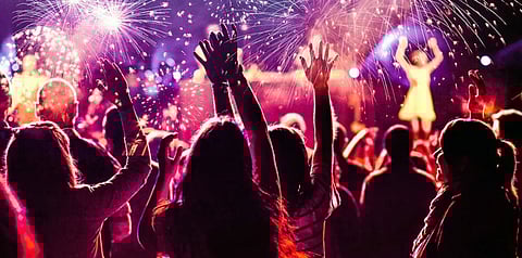 नववर्षाच्या स्वागताला पुणेकर सज्ज; हॉटेल्स, रेस्टॉरंट, पब आणि क्लबला हाऊसफुल्ल बुकिंग