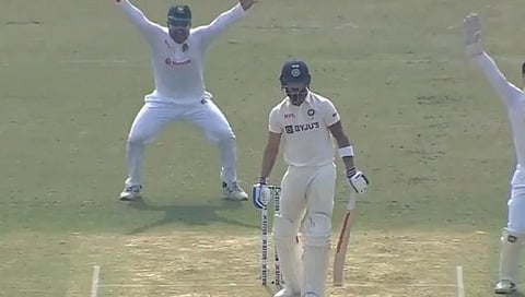 IND VS BAN 1st Test : बांगलादेशी फिरकीपटूसमोर विराटची उडाली भांबेरी! काही कळायच्या आत… (VIDEO)