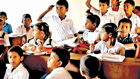 शिक्षण : मुलं हिंसक का होताहेत?