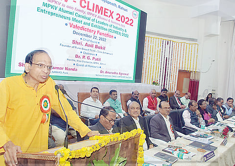 राहुरी : अन्न, आरोग्यसेवा ही देशाची बलस्थाने : अर्थतज्ज्ञ अनिल बोकील