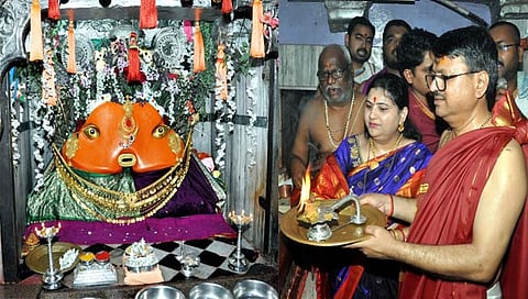 Beed Margashirsha Festival : पुर्णाहुती महापूजेने श्री योगेश्वरी मार्गशीर्ष महोत्सवाची सांगता गर्दी 