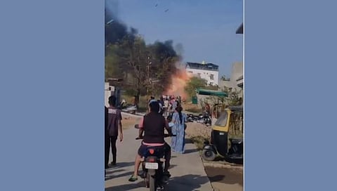 नागपूर : रुग्णवाहिकेतील दोन ऑक्सिजन सिलिंडरचा स्फोट, सुदैवाने जीवितहानी नाही