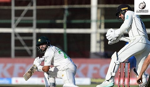 PAKvsNZ Test : पाकिस्तानची इज्जत पणाला, न्यूझीलंडविरुद्ध बाबरचा संघ अडचणीत