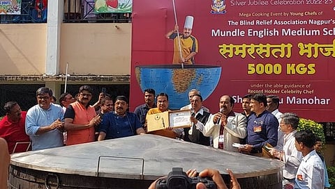 Christmas special : शेफ विष्णू मनोहर यांनी केली ५ हजार किलोची भाजी