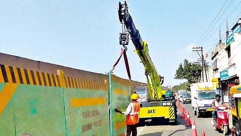 सातारा : कराडजवळ उड्डाणपूल पाडण्याची तयारी