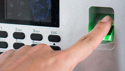 ग्रामसेवकांनाही बायोमेट्रिक हजेरी बंधनकारक; ग्रामविकास विभागाचे विभागीय आयुक्तांना निर्देश