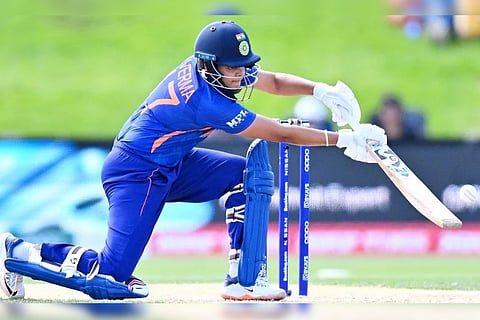 Shafali Verma : 4,4,4,4,4,6… भारतीय कर्णधाराने आफ्रिकन गोलंदाजांना चोपले, एका ओव्हरमध्ये वसूल केल्या 26 धावा