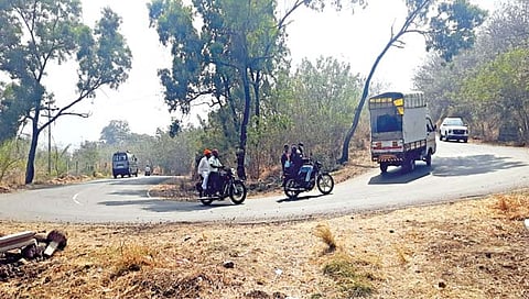 कोल्हापूर : सादळे-कासारवाडी घाट आणखी किती बळी घेणार?