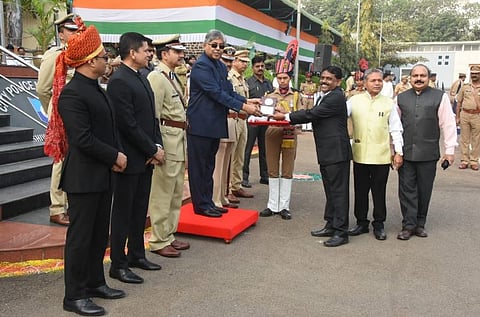 पुणे : लोकशाही बळकट करण्यासाठी राज्यघटनेने दिलेल्या अधिकारांचा उपयोग करावा ः चंद्रकांत पाटील