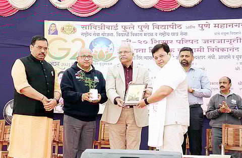 पुणे : 2023 भारताचे नेतृत्व प्रस्थापित करणारे वर्ष : उच्च शिक्षण विभागाचे संचालक डॉ. शैलेंद्र देवळाणकर