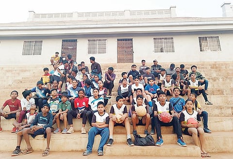 हडपसरला हॅण्डबॉल स्टेडियमला ठोकले ‘सील’; महापालिका प्रशासनाची कार्यवाही