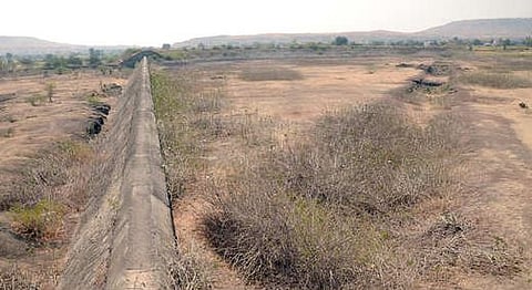 बारामतीच्या जिरायती भागातील माळरानाला वणवे