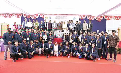 मुंबई विद्यापीठाचा आविष्कार स्पर्धेत डंका; सावित्रीबाई फुले पुणे विद्यापीठाला उपविजेतेपद