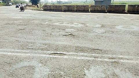 बारामती-निरा मार्ग बनला धोकादायक; सातत्याने छोटे-मोठे अपघात