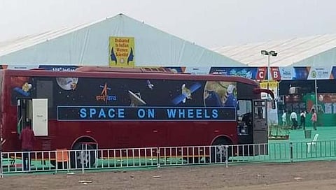 Indian Science Congress : इस्त्रोची माहिती देणाऱ्या ‘स्पेस ऑन व्हिल्स’चे विशेष आकर्षण