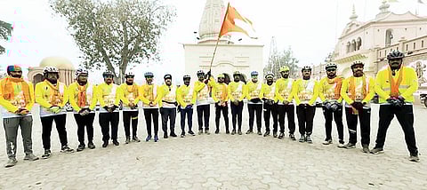 मराठ्यांच्या पराक्रमाला मानाचा मुजरा! पुरंदर ते पानिपतदरम्यान सायकल यात्रा