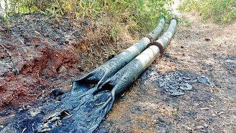 गोवा : सुर्ला येथे ७० लाखांची जलवाहिनी जाळली