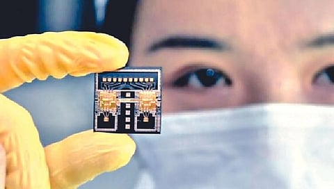 मोबाईल फोन, लॅपटॉपच नव्हे, फ्रीज, मिक्सरमधूनही हेरगिरी!